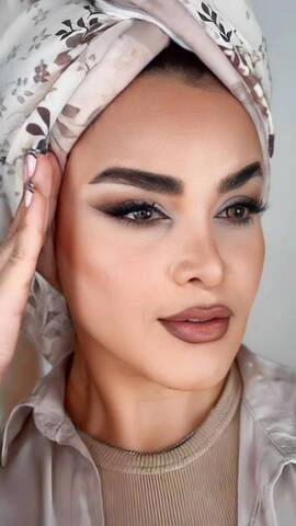 صفر تا صد میکاپ عروسی از روی این عکس: