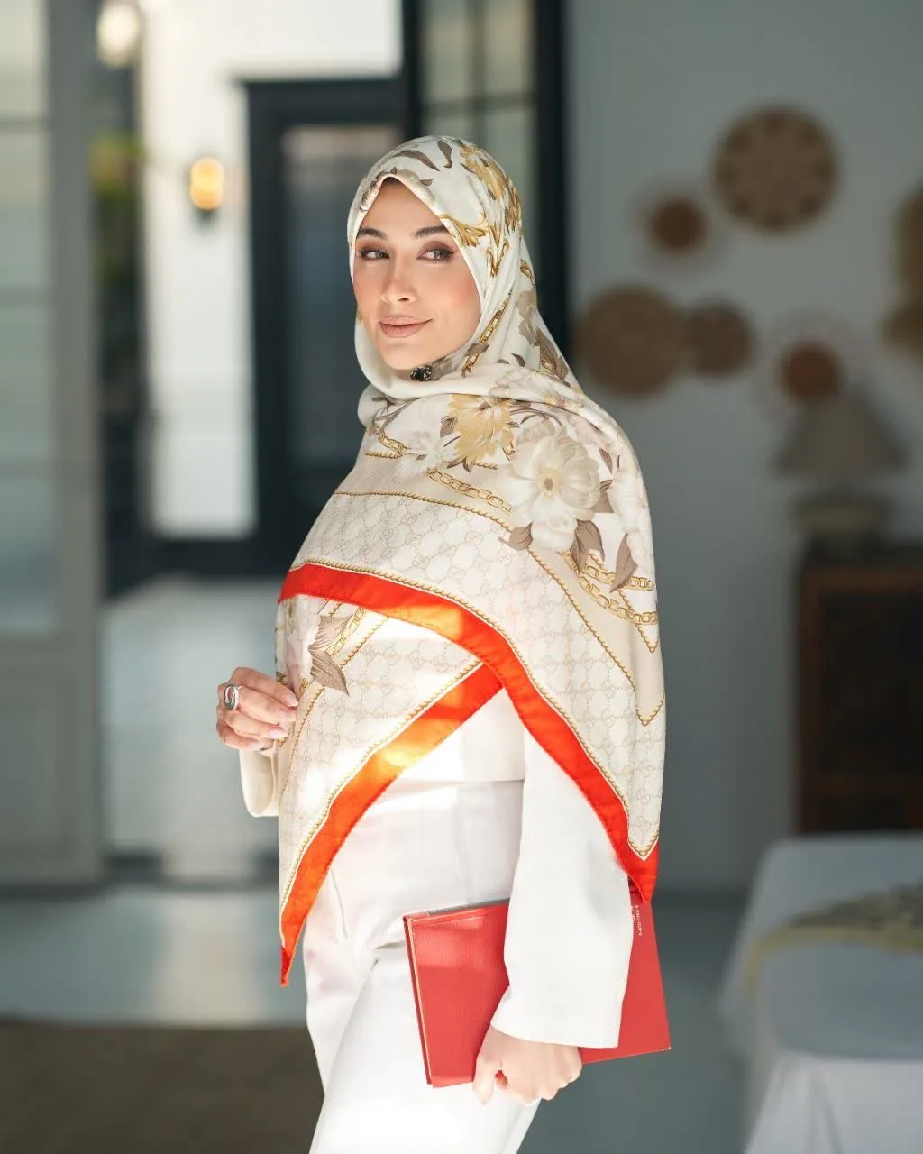 روسری ابریشم ژاکارد - تصویر ۲