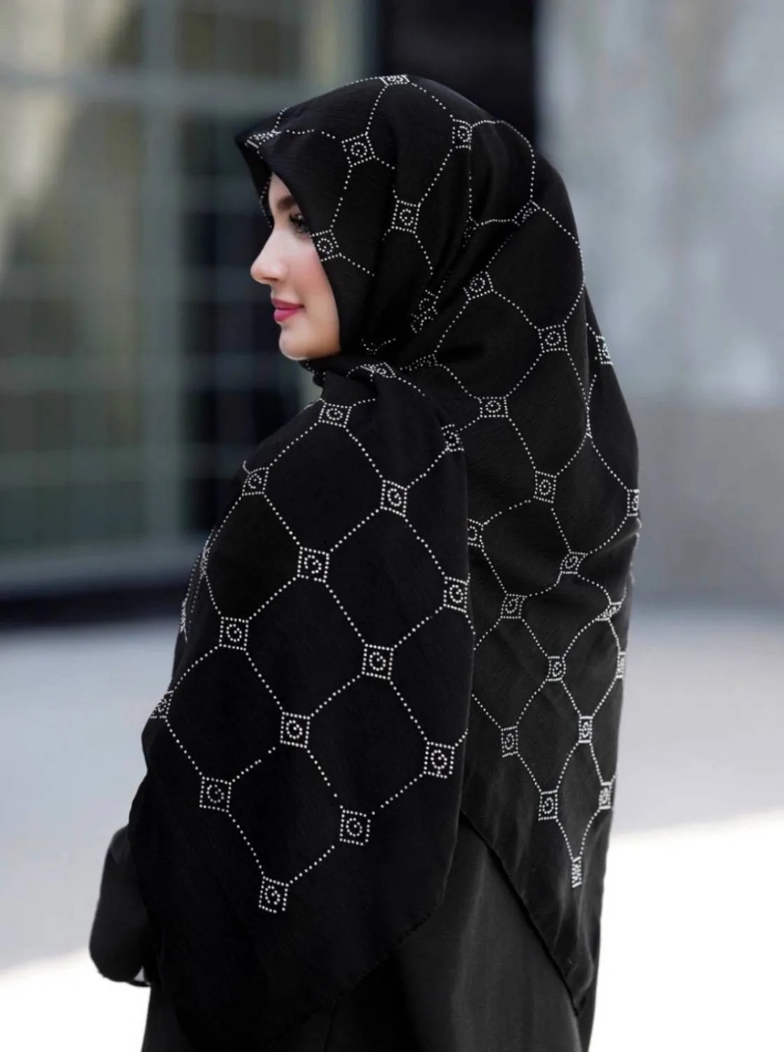 كريشه نگين دار - تصویر ۳