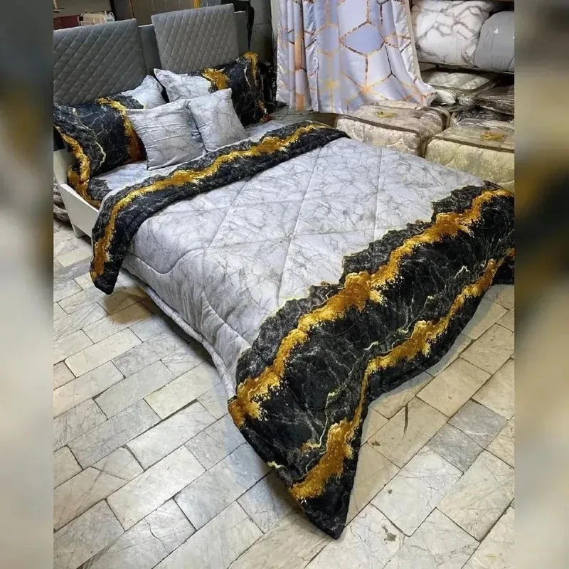 روتختی دونفره 6 تکه دو رو طرح ماربل شامل لحاف،ملحفه کشدار،2عددرویه بالشت ،2 عددرویه کوسن طرح خاص